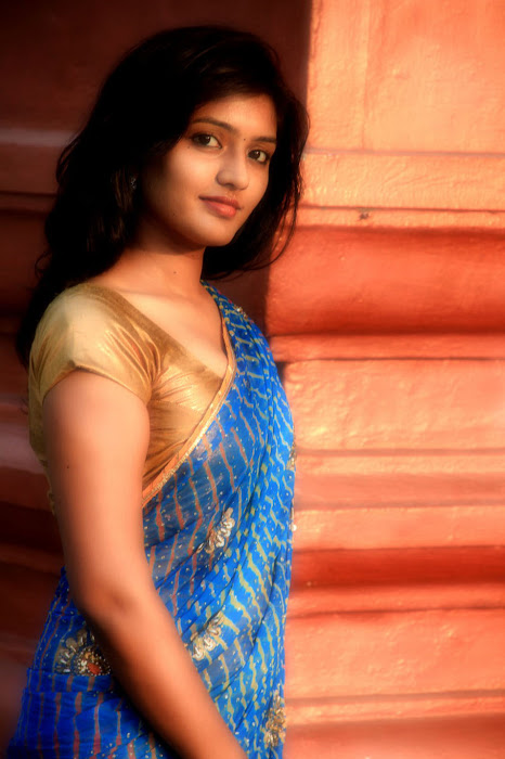 eesha gorgeous actress pics